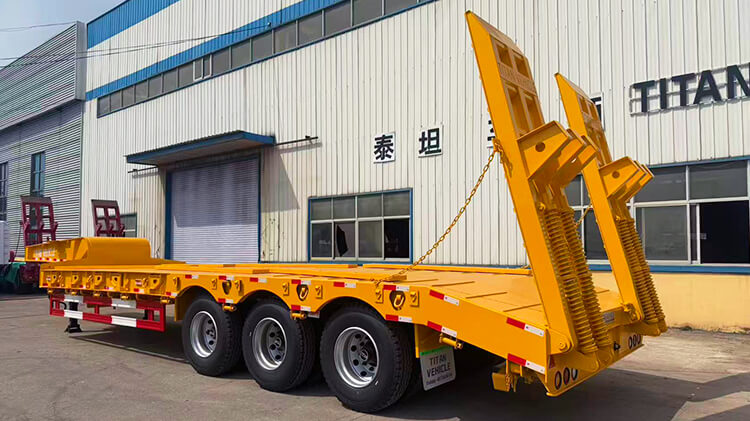 3 Axle 60 Ton Semi Lowbed Trailer for Sale in Sierra Leone