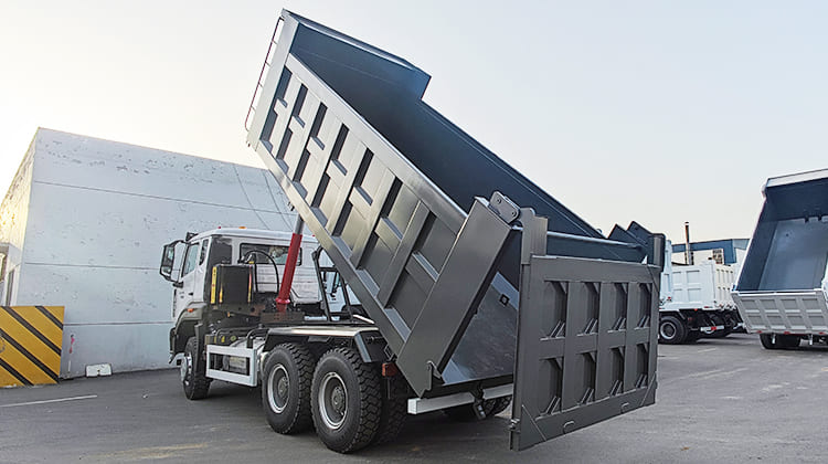 Sinotruk Howo 6x4 Dump Truck Price