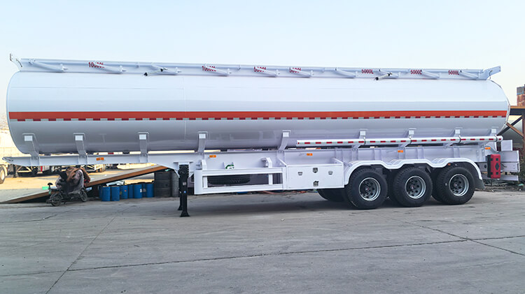 3 Axle Diesel Tanker Trailer for Sale in Zimbabwe