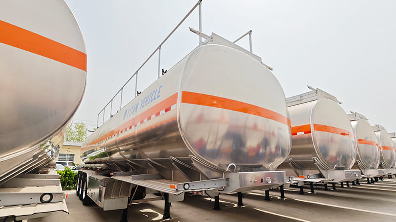 40000 Liters Aluminum Tanker Trailer for Sale