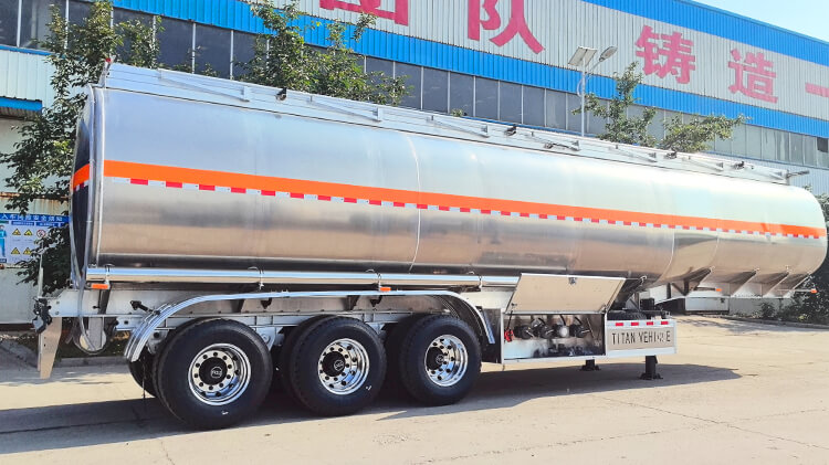 3 Axle Aluminum Tanker Trailer for Sale in Jamaica