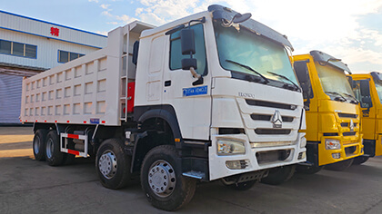 volquete sinotruk 8x4 usado