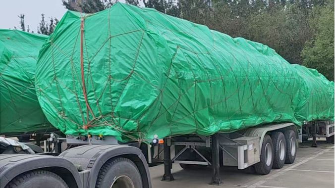 Shipping of Oil Tanker Trailer